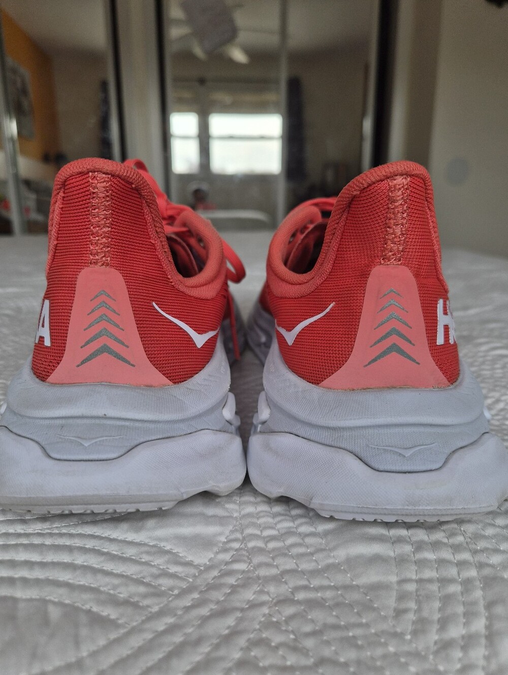 Hoka Clifton Edge Hot Coral Athletic Running Shoes Womens 8 - Picture 14 of 16